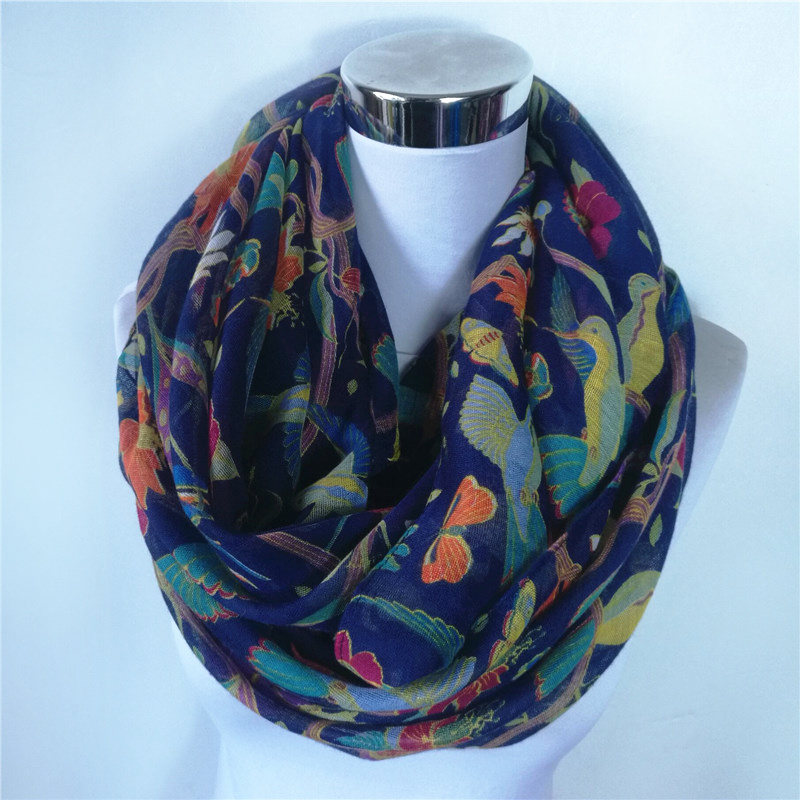 New Magpie Bird print Viscose  - огляд і ціна Infinity Scarf Knit