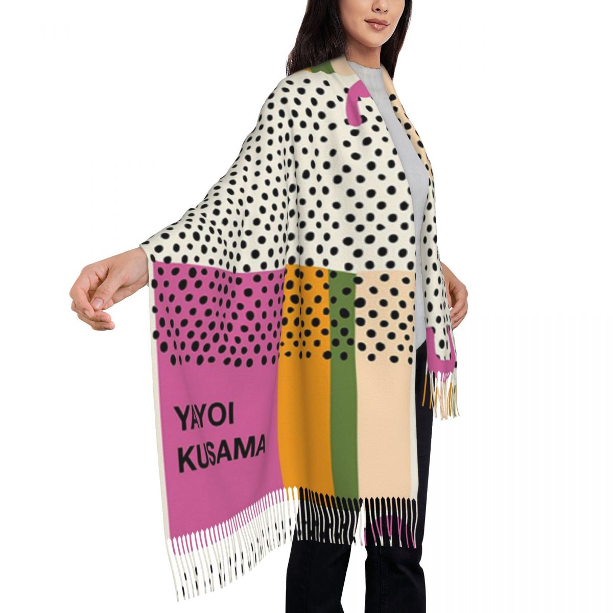 Luxury Yayoi Kusama Infinity D - огляд і ціна Infinity Scarf Knit